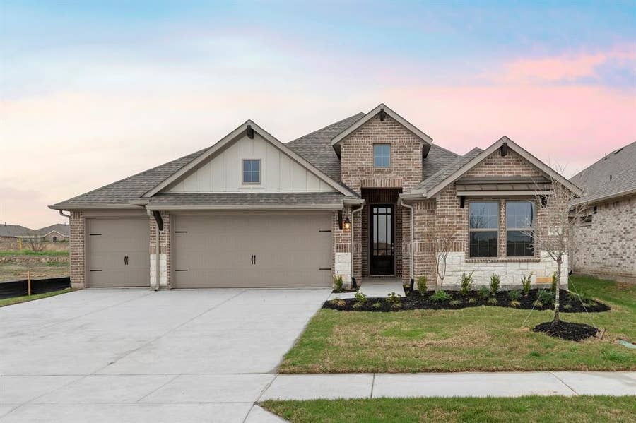 Property photo for 3819 Brewster Lane, Royse City, TX