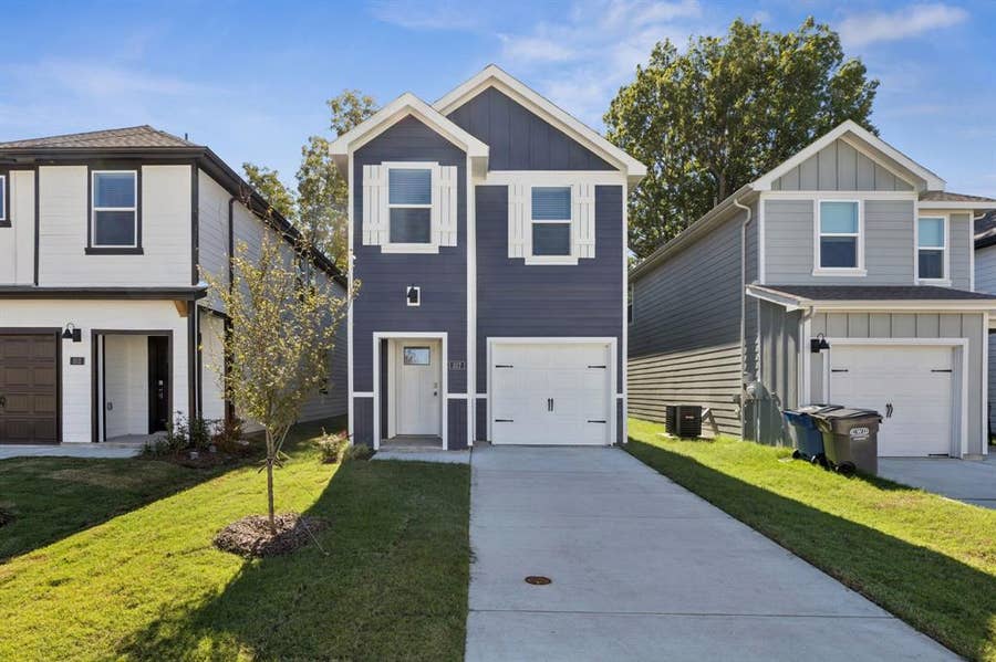 Property photo for 317 Clematis Street, Princeton, TX