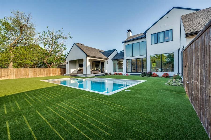 Property photo for 4215 Nashwood Lane, Dallas, TX