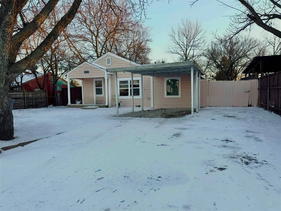 Property photo for 3232 Springview Avenue, Dallas, TX