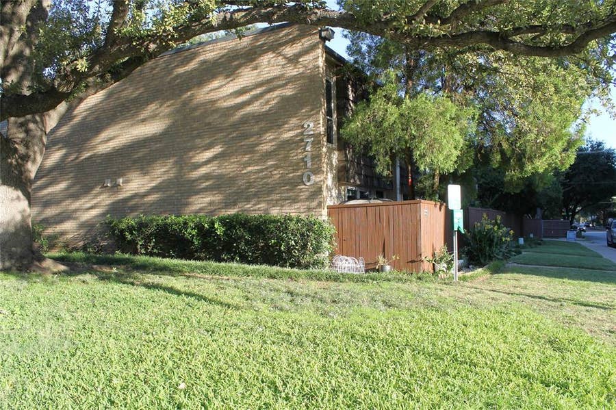 Property photo for 2702 Douglas Avenue, #106, Dallas, TX