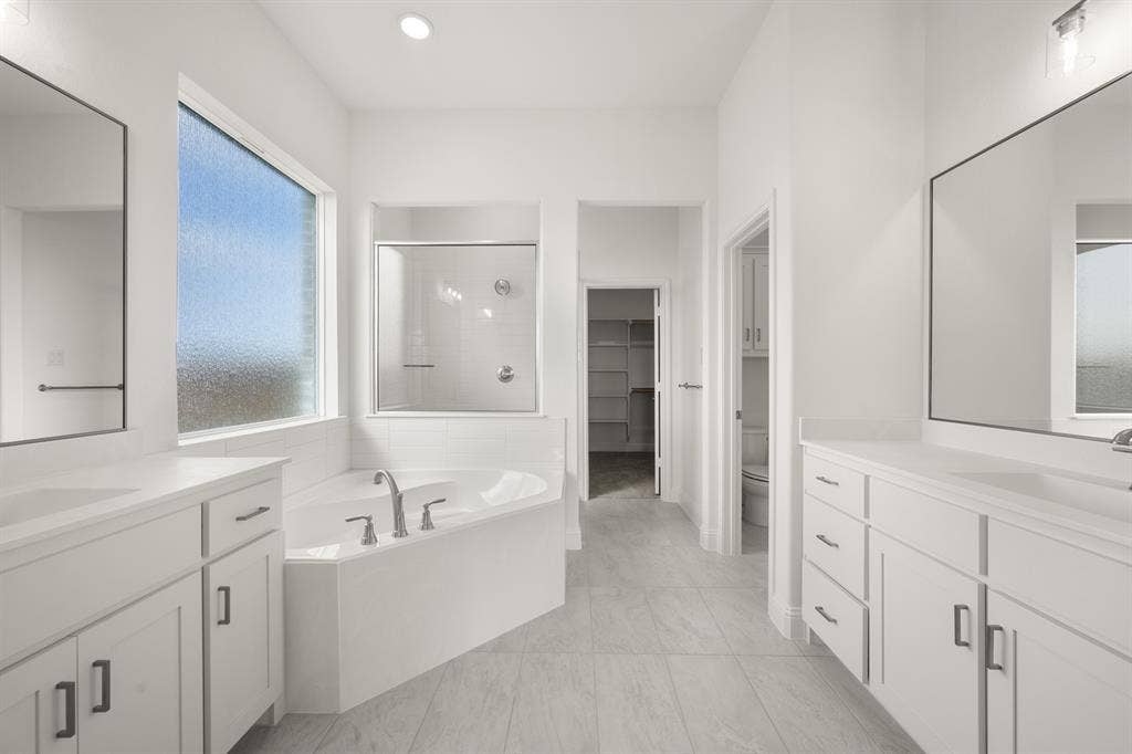 764 Texas Thistle Road, Waxahachie, TX 75165 764 Texas Thistle- Primary Suite-2