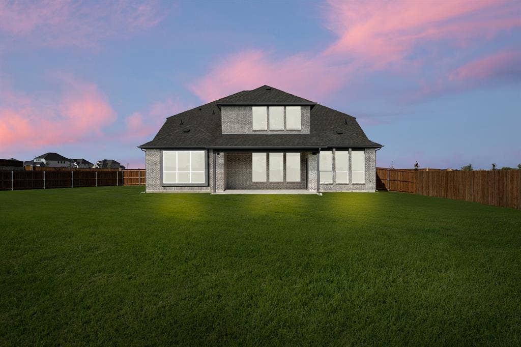 764 Texas Thistle Road, Waxahachie, TX 75165 764 Texas Thistle- Back-2