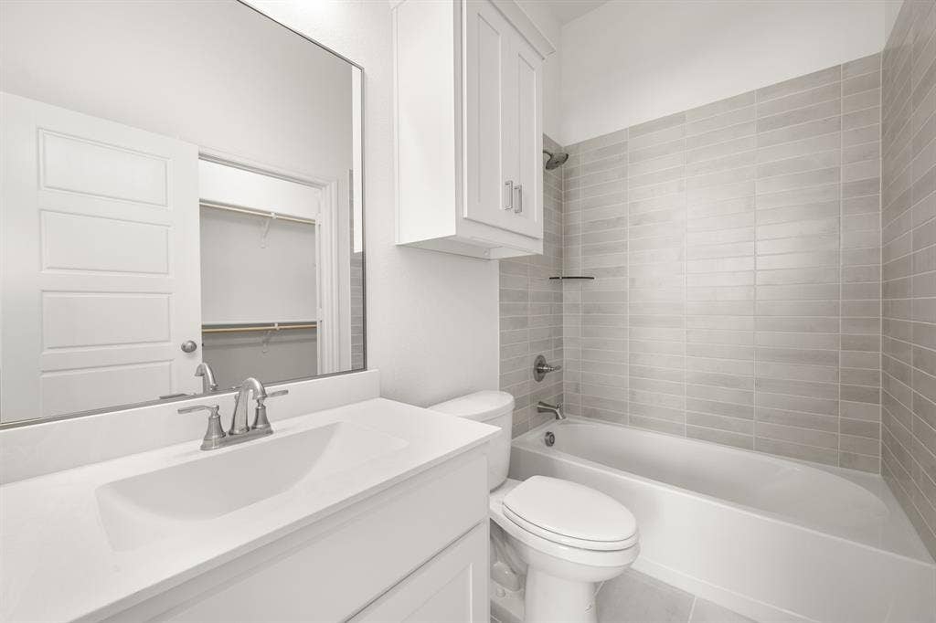 764 Texas Thistle Road, Waxahachie, TX 75165 764 Texas Thistle- Bathroom-1
