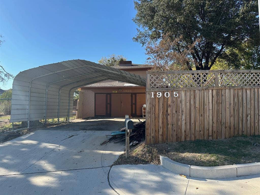 1905 Hard Rock Road, Irving, TX 75061