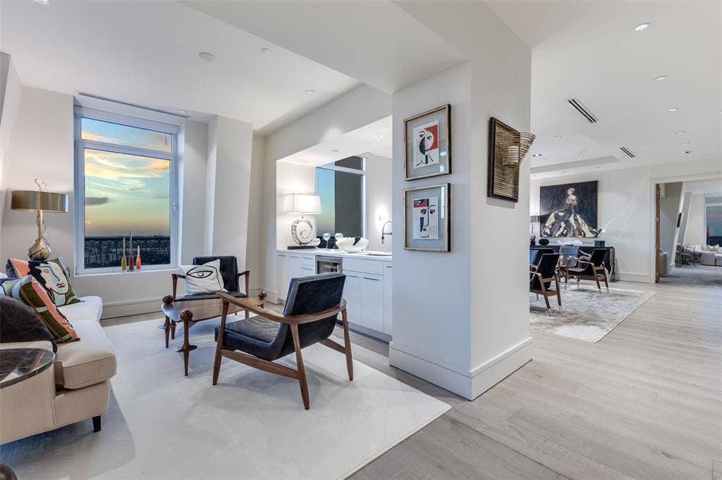 3505 Turtle Creek Boulevard, #20E, Dallas, TX 75219 3505 Turtle Creek Boulevard, #20E, Dallas, TX 75219
