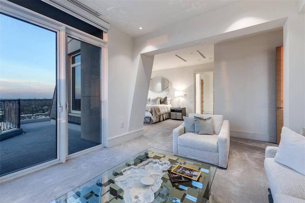 3505 Turtle Creek Boulevard, #20E, Dallas, TX 75219 3505 Turtle Creek Boulevard, #20E, Dallas, TX 75219