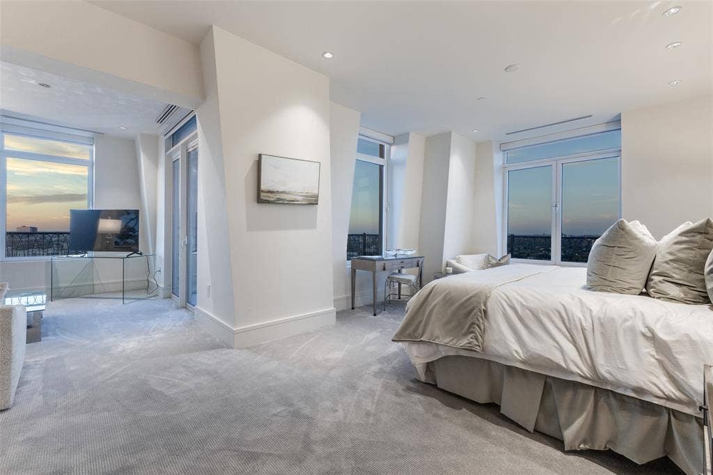 3505 Turtle Creek Boulevard, #20E, Dallas, TX 75219 3505 Turtle Creek Boulevard, #20E, Dallas, TX 75219