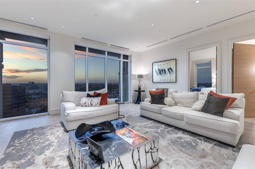 3505 Turtle Creek Boulevard, #20E, Dallas, TX 75219 3505 Turtle Creek Boulevard, #20E, Dallas, TX 75219