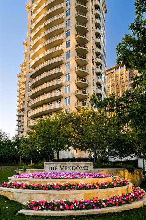 3505 Turtle Creek Boulevard, #20E, Dallas, TX 75219 3505 Turtle Creek Boulevard, #20E, Dallas, TX 75219