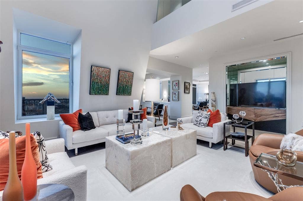 3505 Turtle Creek Boulevard, #20E, Dallas, TX 75219 3505 Turtle Creek Boulevard, #20E, Dallas, TX 75219