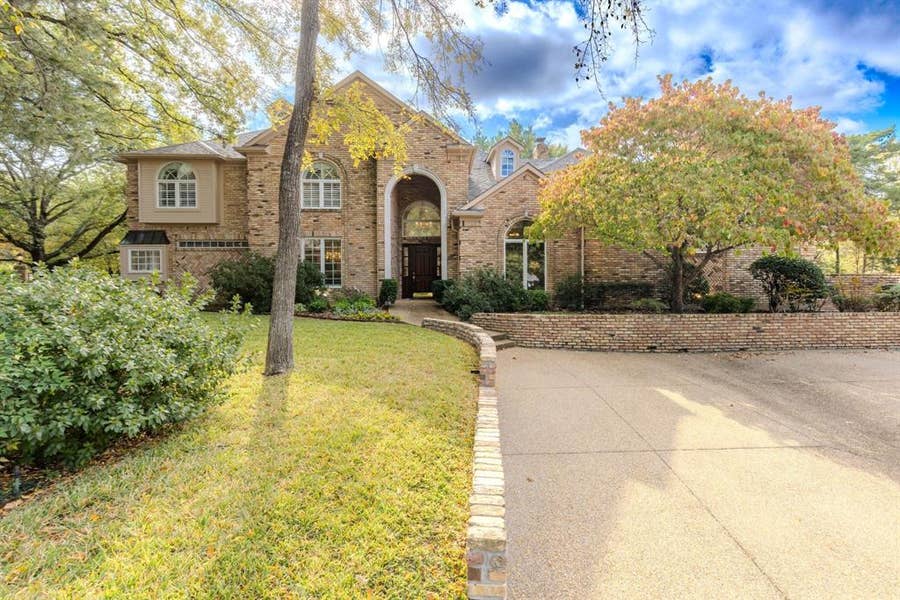 Property photo for 1 Willow Ridge Road, Greenville, TX