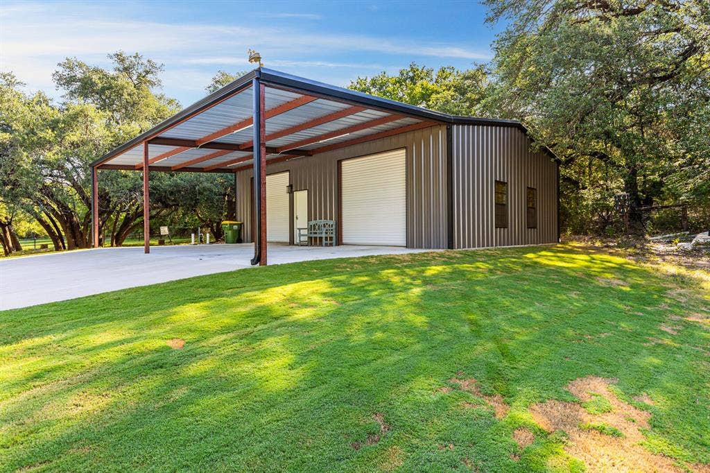 428 12th Street, Valley Mills, TX 76689 428 12th Street, Valley Mills, TX 76689