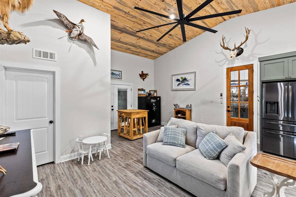 428 12th Street, Valley Mills, TX 76689 428 12th Street, Valley Mills, TX 76689