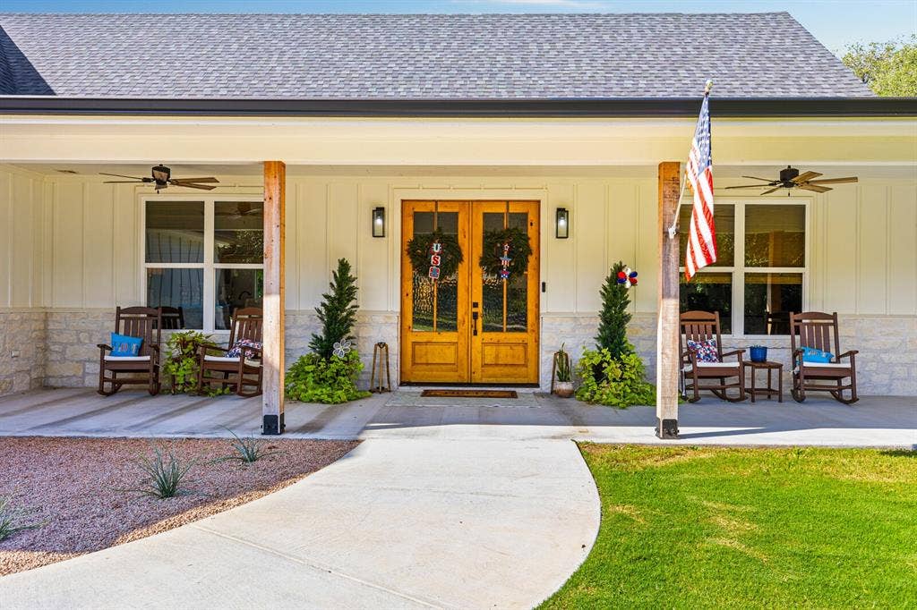 428 12th Street, Valley Mills, TX 76689 428 12th Street, Valley Mills, TX 76689
