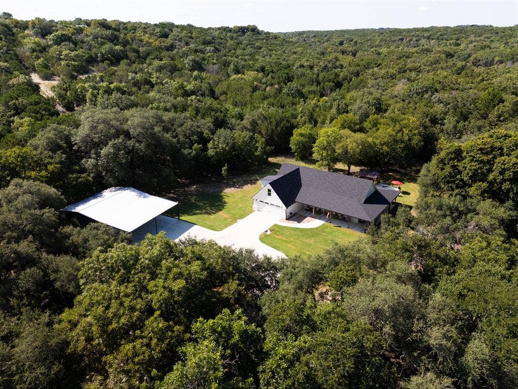 428 12th Street, Valley Mills, TX 76689 428 12th Street, Valley Mills, TX 76689