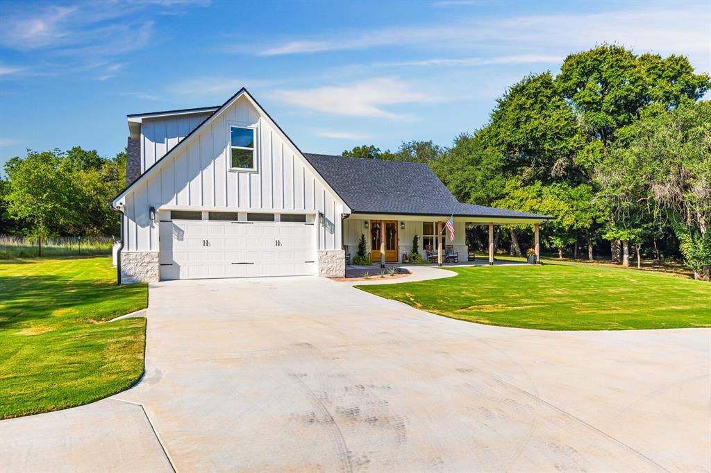 428 12th Street, Valley Mills, TX 76689 428 12th Street, Valley Mills, TX 76689