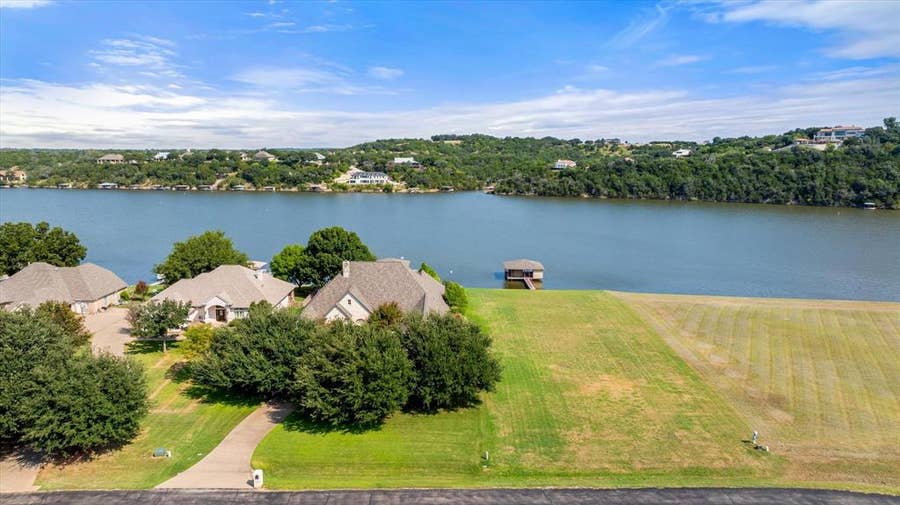 Property photo for 1208 E Baja Court, Granbury, TX