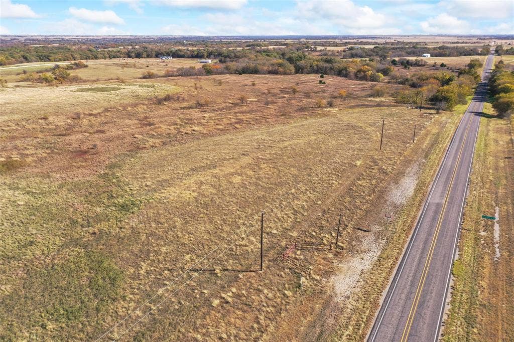 1315 Fm 677 S, Saint Jo, TX 76265 Overview of rural landscape