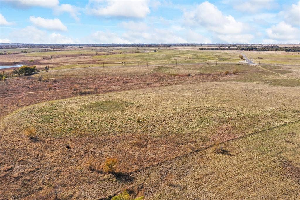 1315 Fm 677 S, Saint Jo, TX 76265 Overview of rural landscape