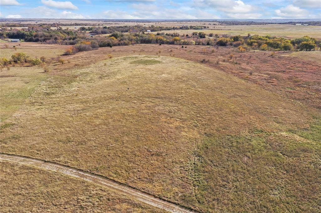 1315 Fm 677 S, Saint Jo, TX 76265 View of rural area