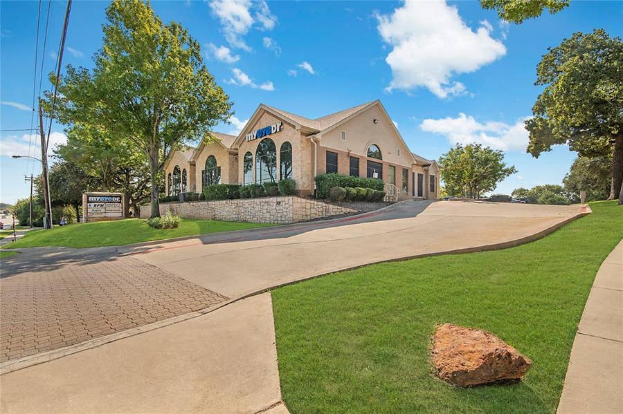 Property photo for 1834 Keller Parkway, Keller, TX