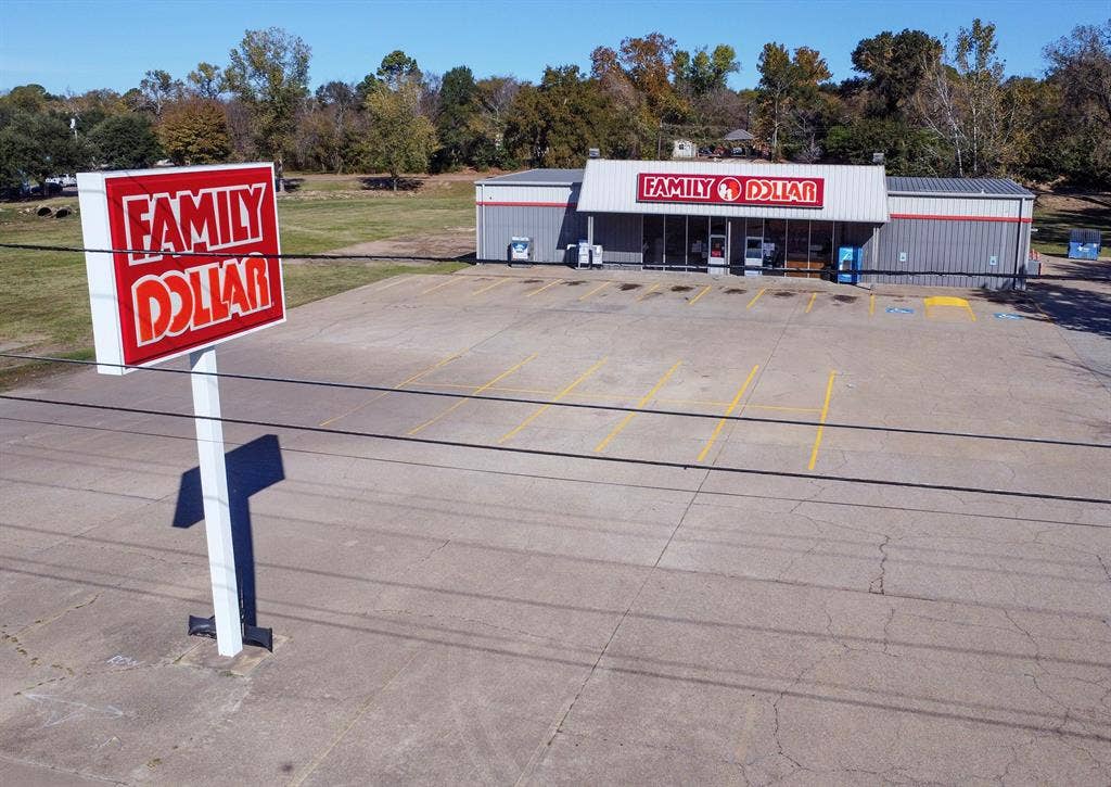 522 W Corsicana Street, Athens, TX 75751 522 W Corsicana Street, Athens, TX 75751