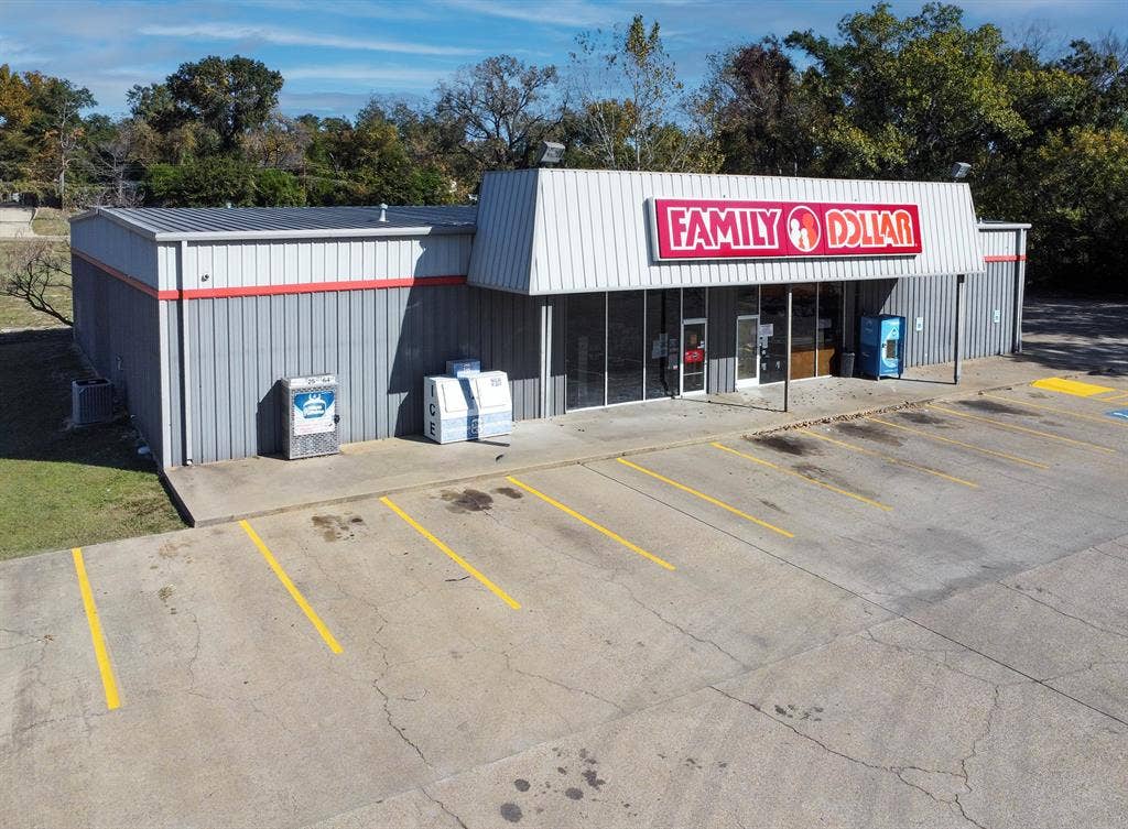 522 W Corsicana Street, Athens, TX 75751 522 W Corsicana Street, Athens, TX 75751