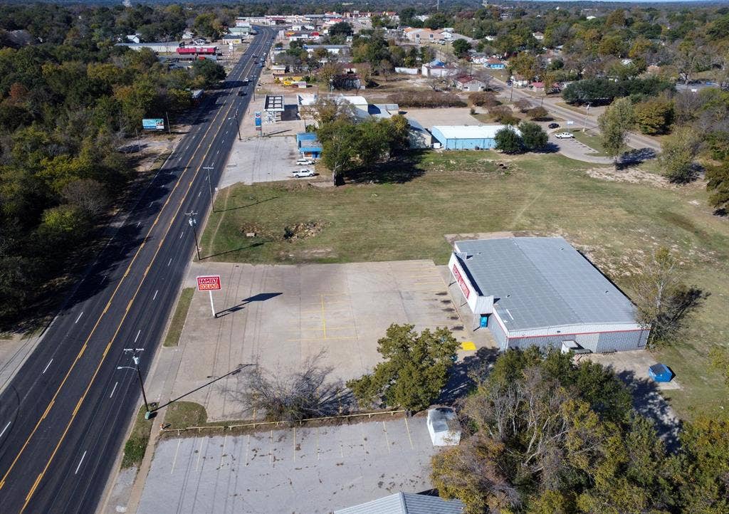 522 W Corsicana Street, Athens, TX 75751 522 W Corsicana Street, Athens, TX 75751