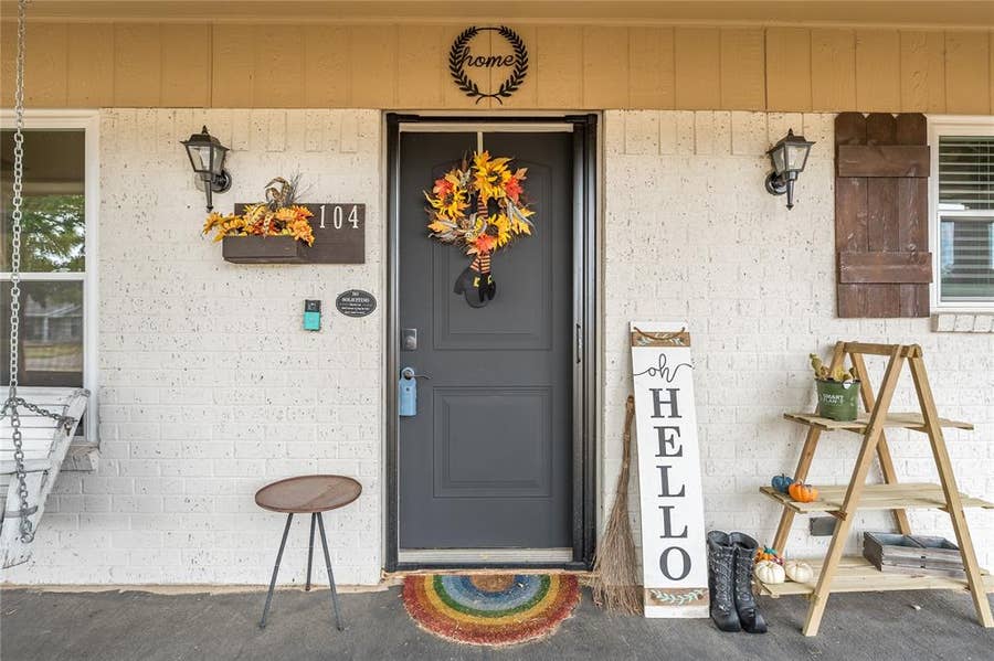 Property photo for 104 Sherry Lynn Drive, China Spring, TX
