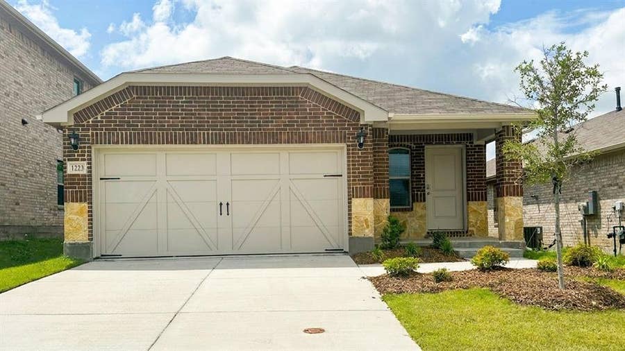 Property photo for 1223 Barkridge Drive, Crandall, TX