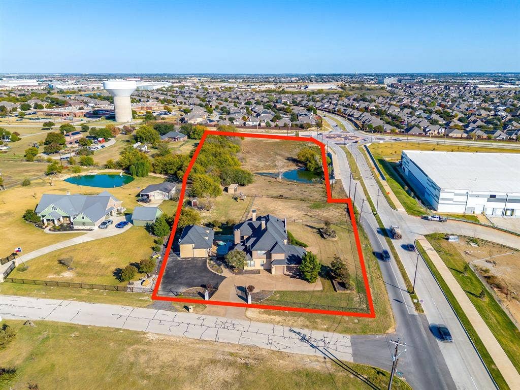 253 Bayne Road, Haslet, TX 76052 253 Bayne Road, Haslet, TX 76052