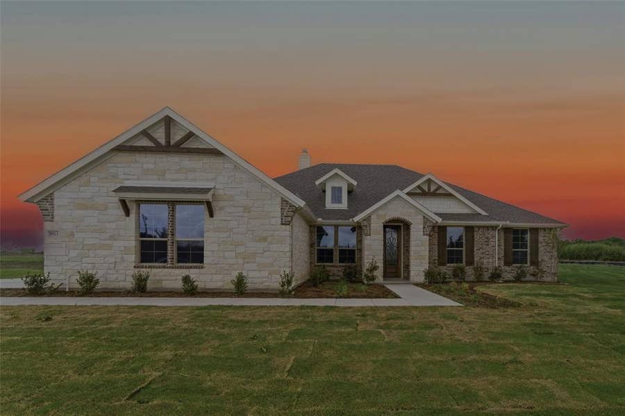 Property photo for 8911 County Road 623, Blue Ridge, TX