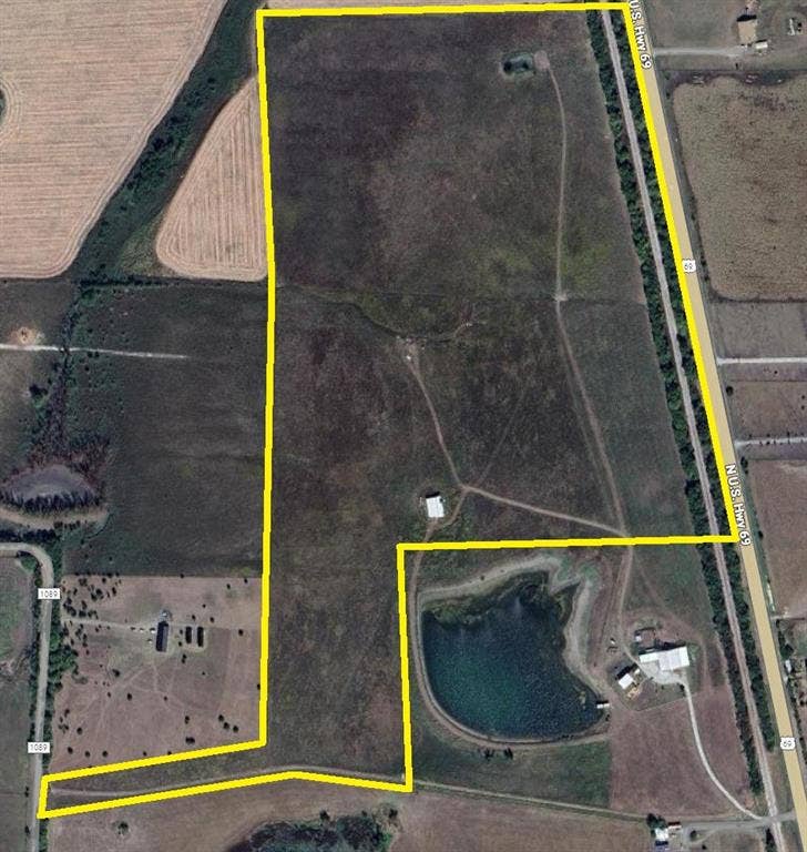 Property photo for 5646 N US HIGHWAY 69, #56 Ac, Celeste, TX