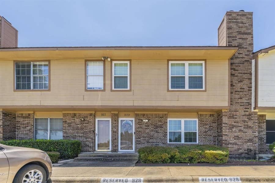 Property photo for 929 Vedral Place, #929, Cedar Hill, TX