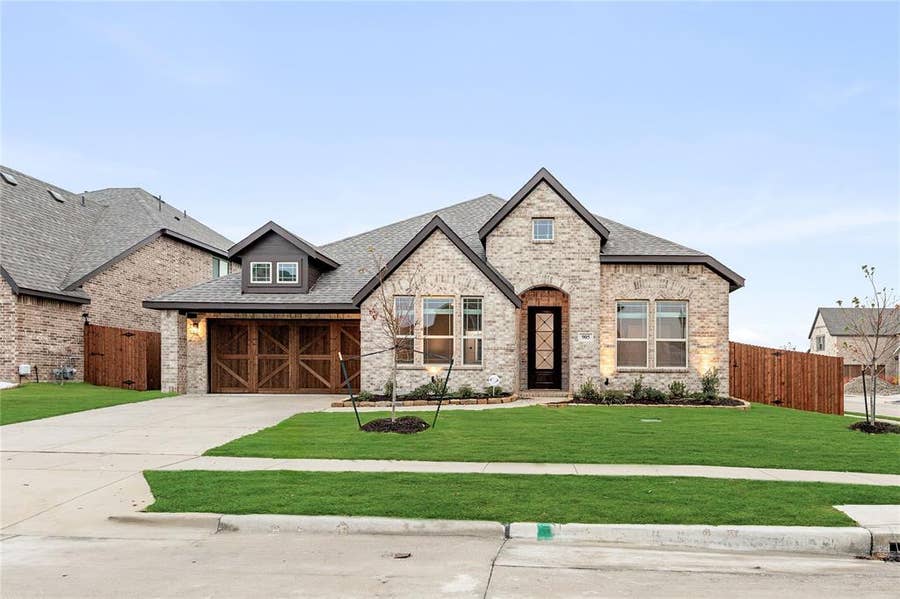 Property photo for 905 Denham Drive, Red Oak, TX