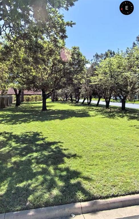 440 W Louella, Hurst, TX 76054 440 W Louella, Hurst, TX 76054