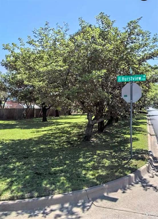 440 W Louella, Hurst, TX 76054 440 W Louella, Hurst, TX 76054