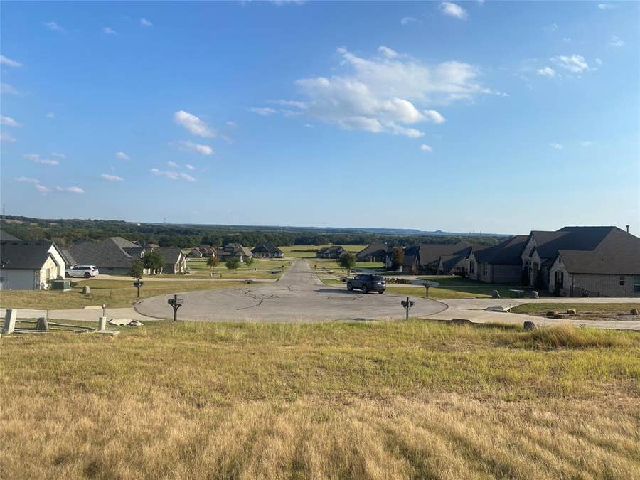 Property photo for 725 Coastal Meadows Court, Granbury, TX
