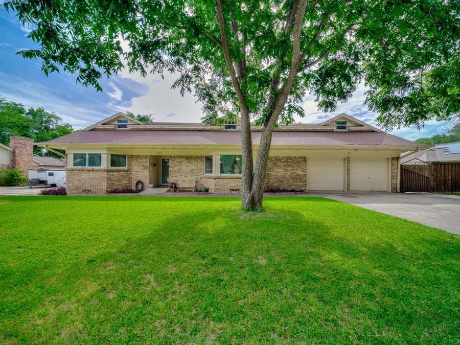 Property photo for 4321 Woodlake Drive, Lake Worth, TX