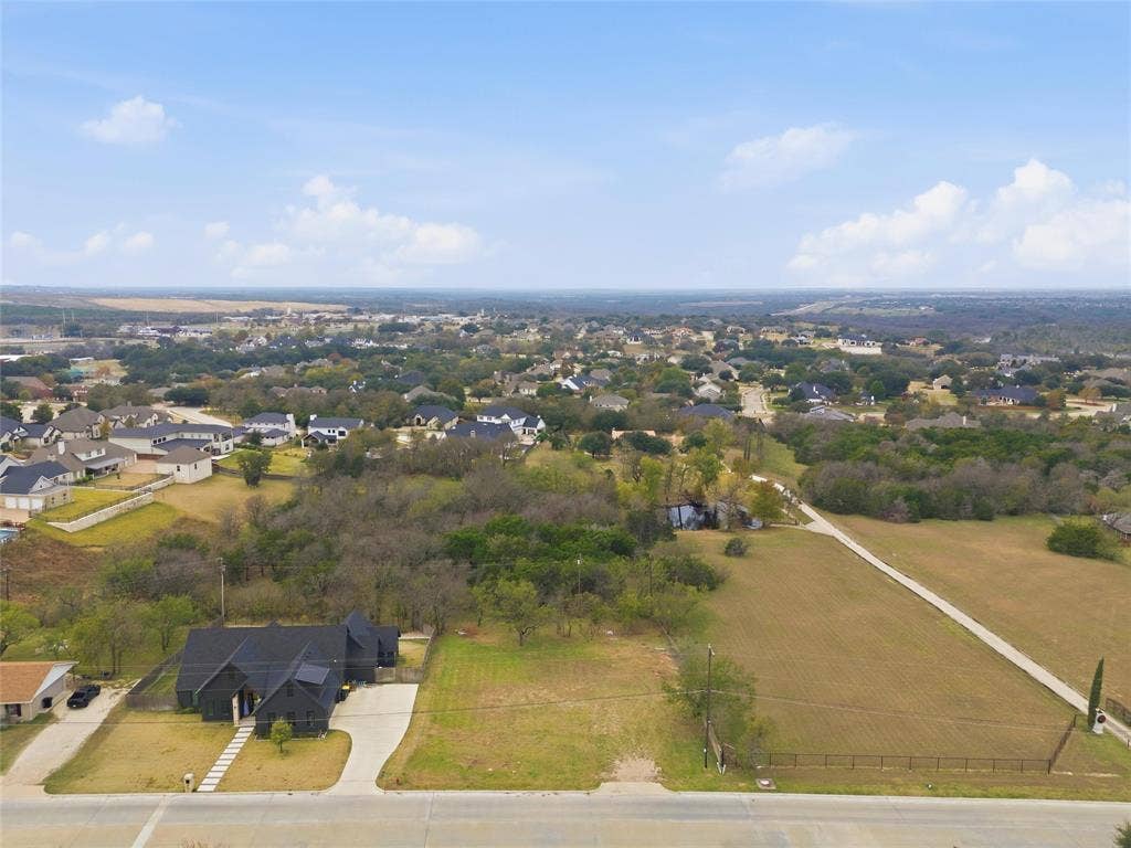 13854 Harbor Drive, Woodway, TX 76712 Aerial perspective of suburban area