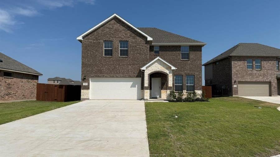 Property photo for 105 SEABISCUIT Court, Granbury, TX