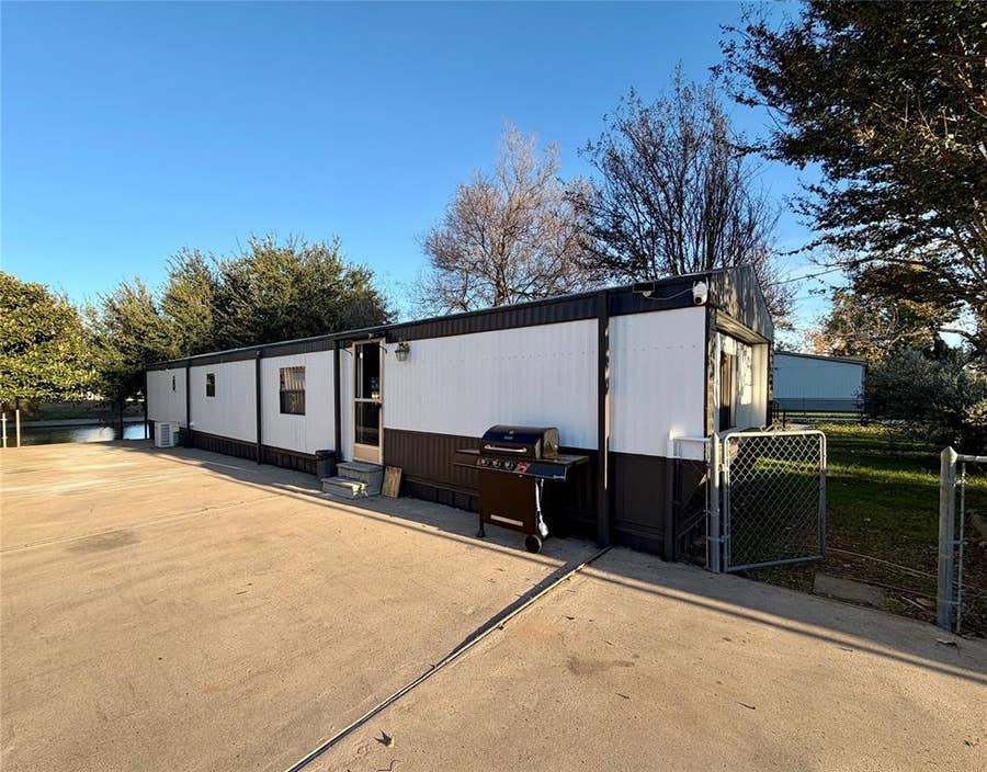Property photo for 3407 Samoan Court, Granbury, TX