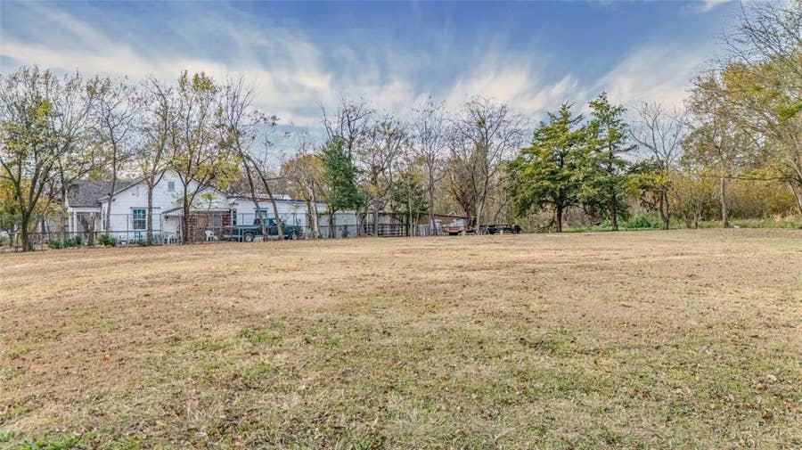 Property photo for 1908 Gibbons Street, Greenville, TX