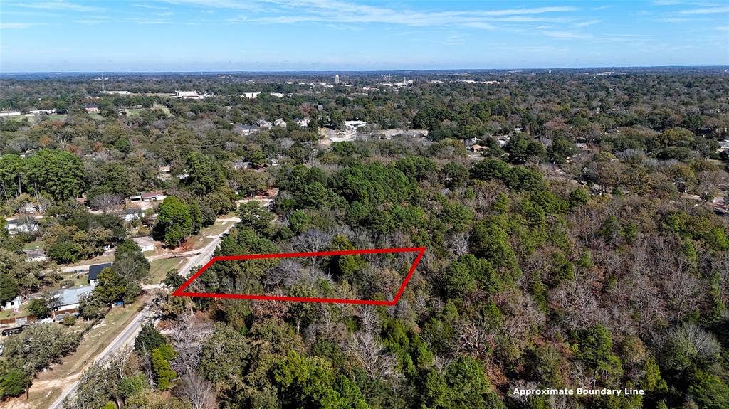 905 W Cayuga Drive, Athens, TX 75751 905 W Cayuga Drive, Athens, TX 75751