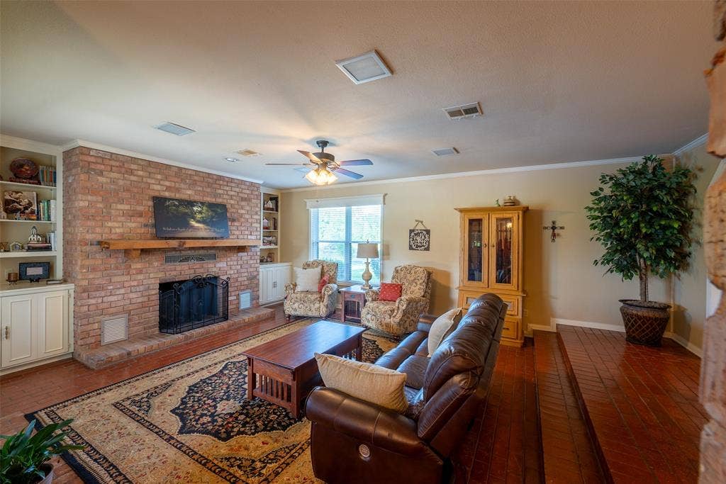 13612 County Road 3900, Athens, TX 75752 13612 County Road 3900, Athens, TX 75752