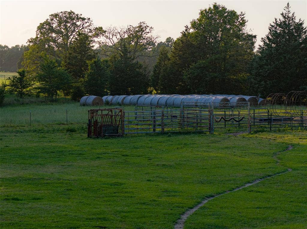 13612 County Road 3900, Athens, TX 75752 13612 County Road 3900, Athens, TX 75752