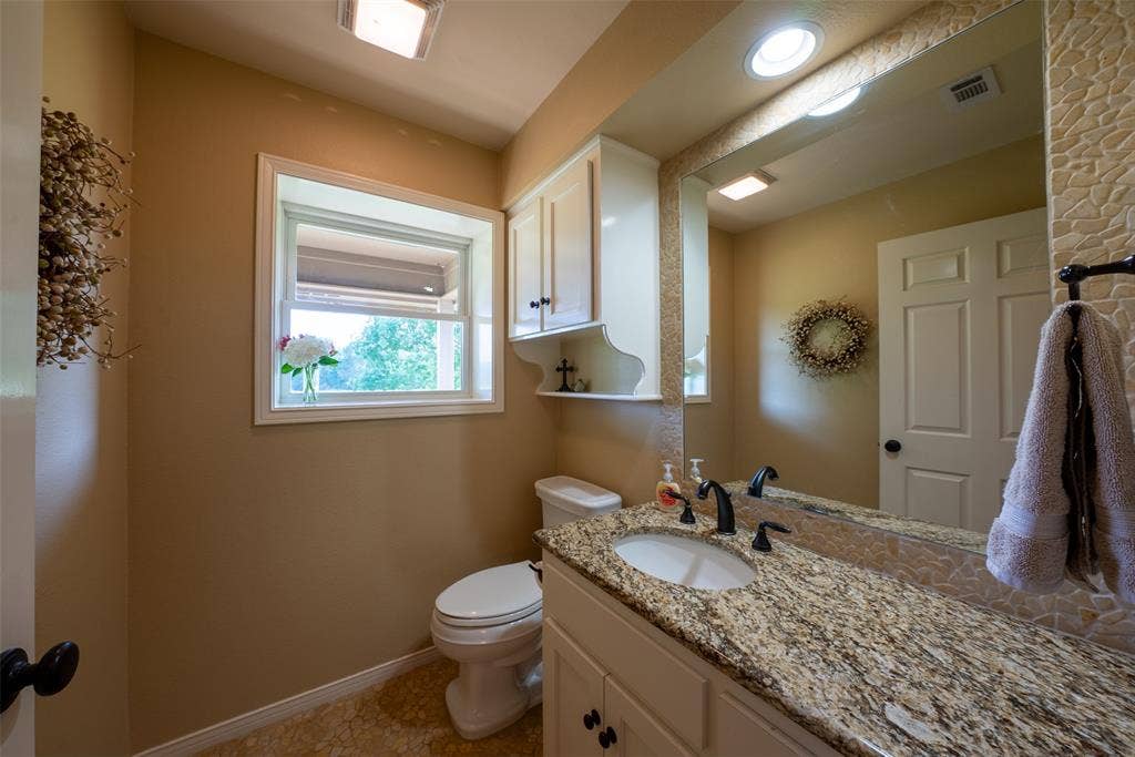 13612 County Road 3900, Athens, TX 75752 13612 County Road 3900, Athens, TX 75752
