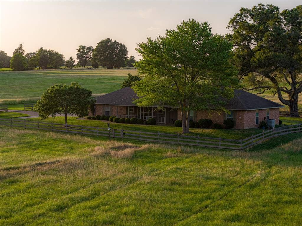13612 County Road 3900, Athens, TX 75752 13612 County Road 3900, Athens, TX 75752