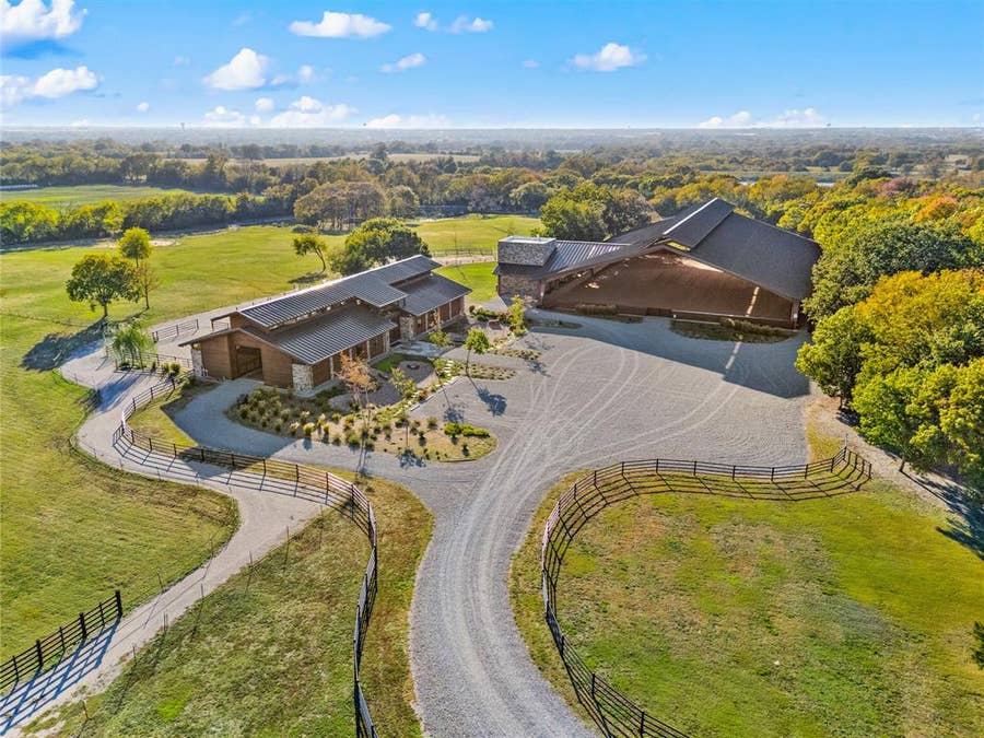 Property photo for 520 High Ridge Drive, McKinney, TX
